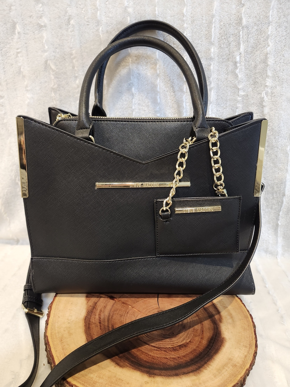 Steve Madden Black Crossbody NWOT  Satchel with Gold Chain Accent